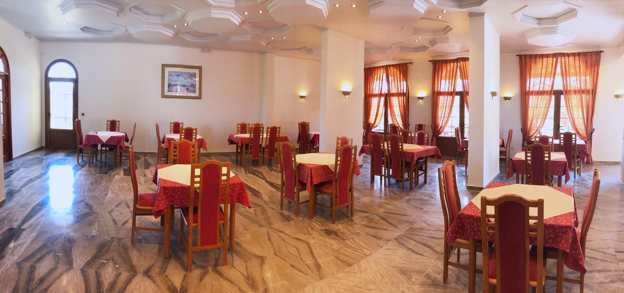 Regina Hotel Vasilátika 외부 사진